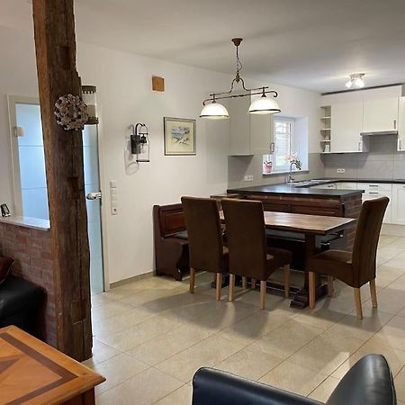 Charmante Ferienwohnung In Idyllischer Lage Jever Extérieur photo